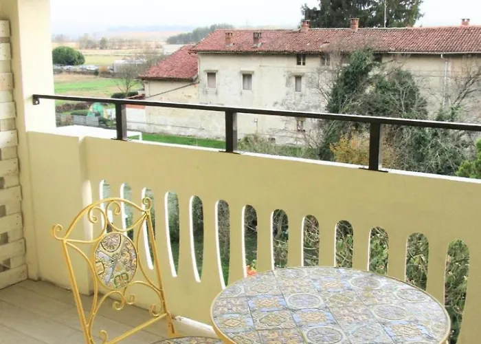 Oda ve Kahvaltı La Barbatella Palazzo Canavese